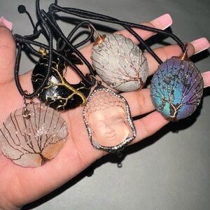 Elegant Multicolor Pendant Necklace Set of 5